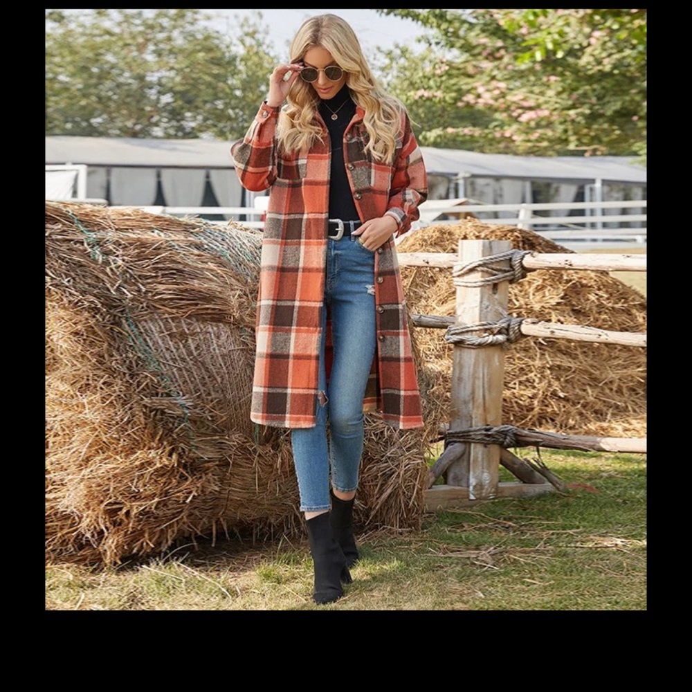 Flannel plaid jacket great for the cold weather has weight to it